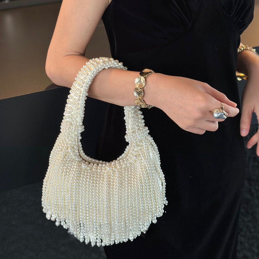 White French Retro Handmade Woven Pearl Tassel Dumpling Tote Clutch for Women